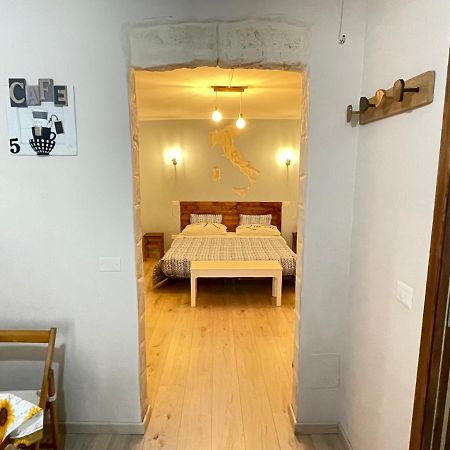 Trevisani Central Station Apartment Bari Luaran gambar